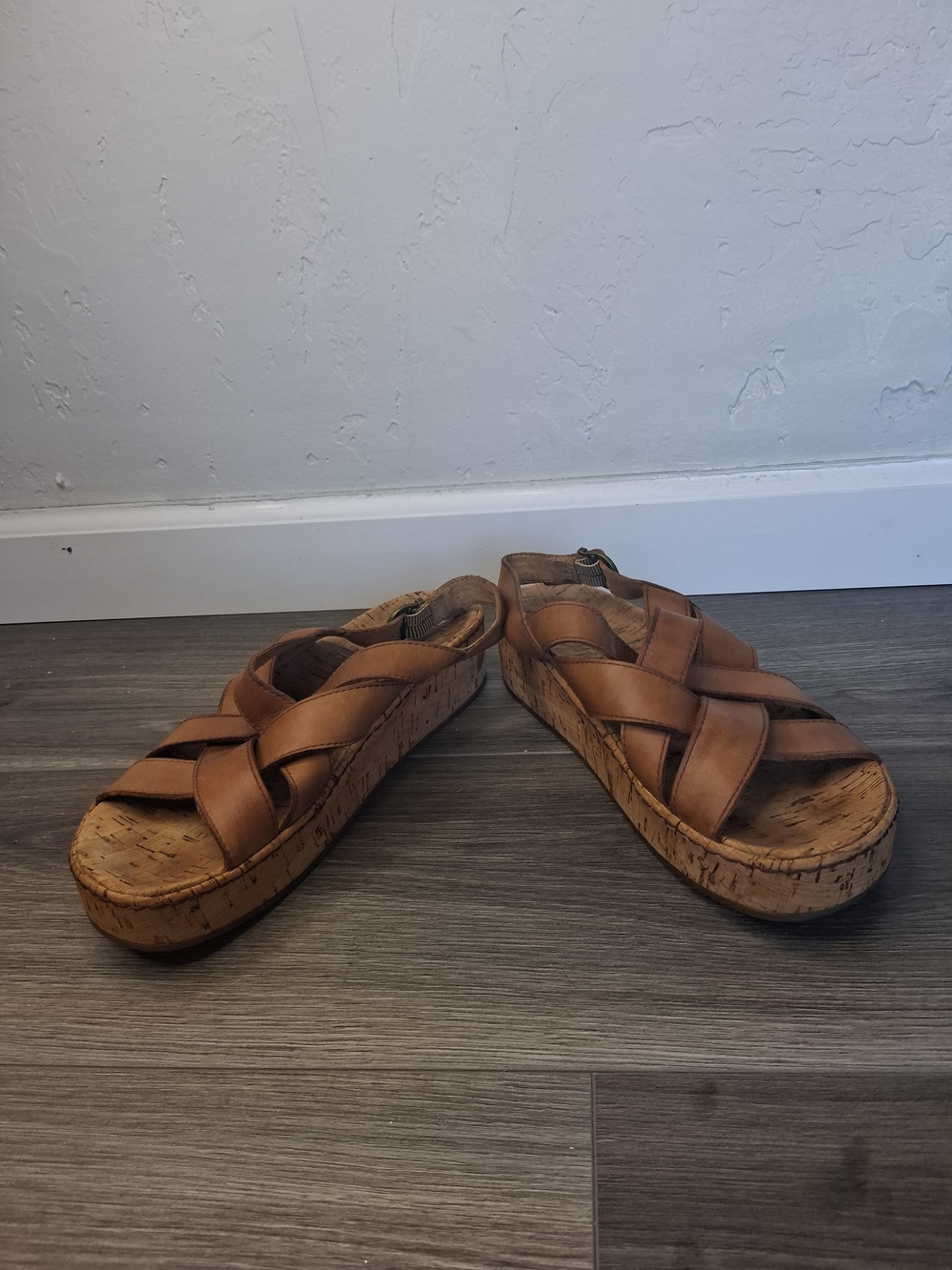 Born Leather Cork Platform Sandals Women's Sz 10 Brown Criss Cross Slingback - Picture 4 of 11